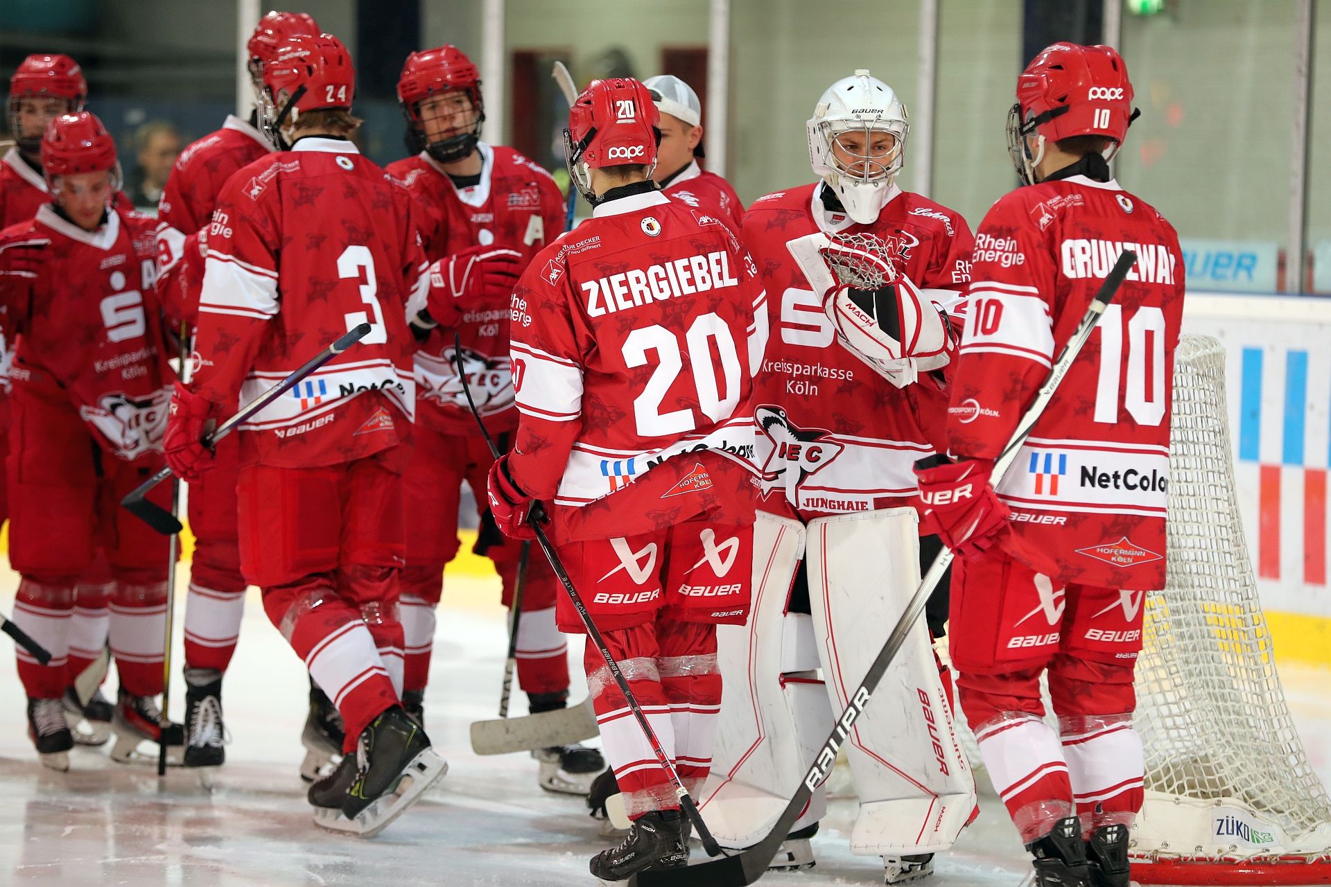 Junghaie unterliegen im ersten Finalspiel dem Rivalen aus Mannheim