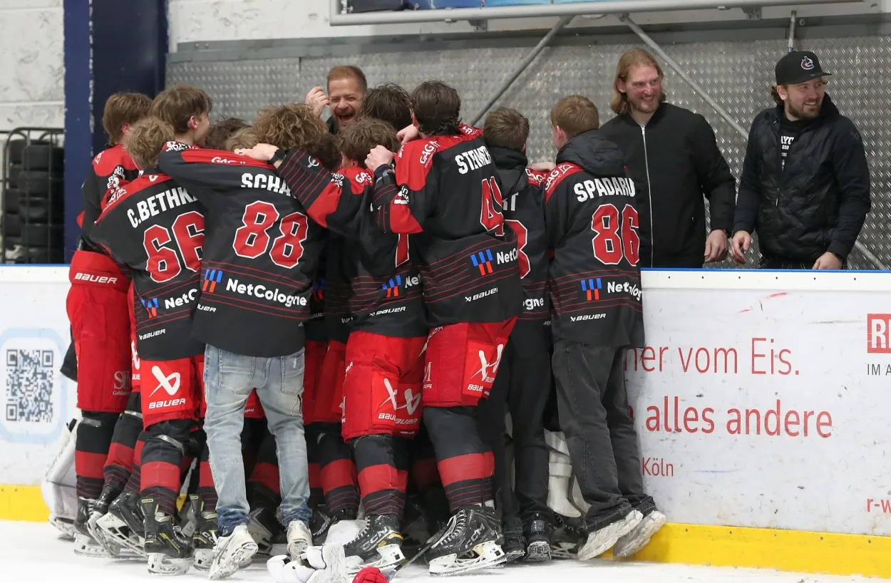 Leider keine Bildbeschreibung für d1hk3664.jpg vorhanden.