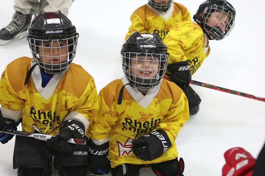 Leider keine Bildbeschreibung für r6hk1640.jpg vorhanden.