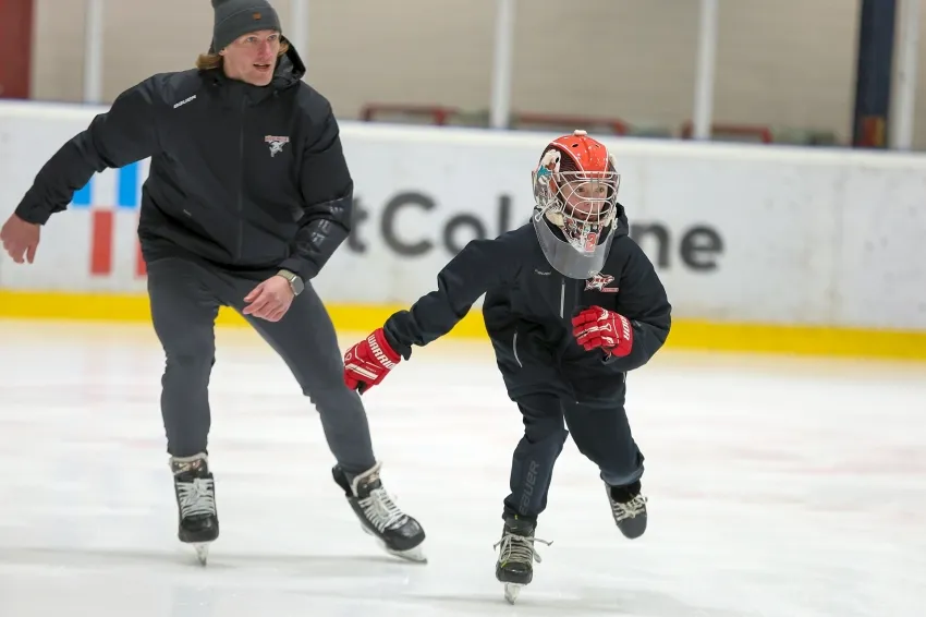 Torsten Ankert dreht mit einem U13-Junghai seine Runden auf dem