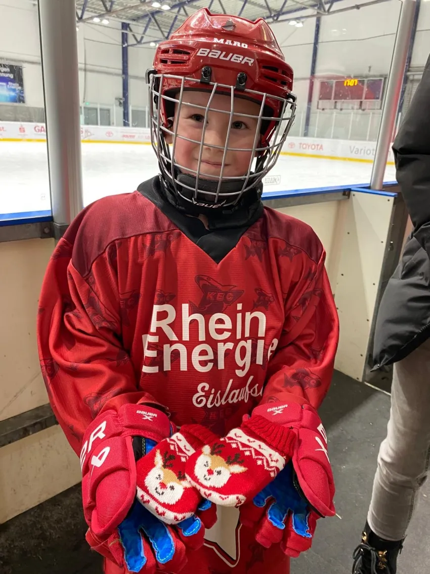 Tolle Geste: Haie-Partner "be-a-star" und GS Kälte- und Klimatechnik stellte